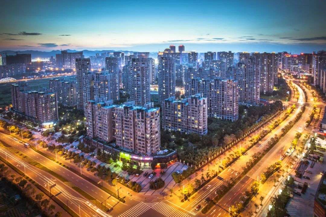 探寻长乐楼盘最新动向，背景、事件与地位变迁揭秘